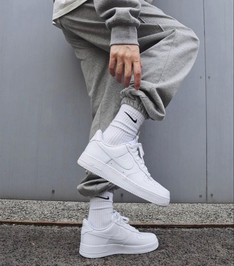 AIR JORDAN